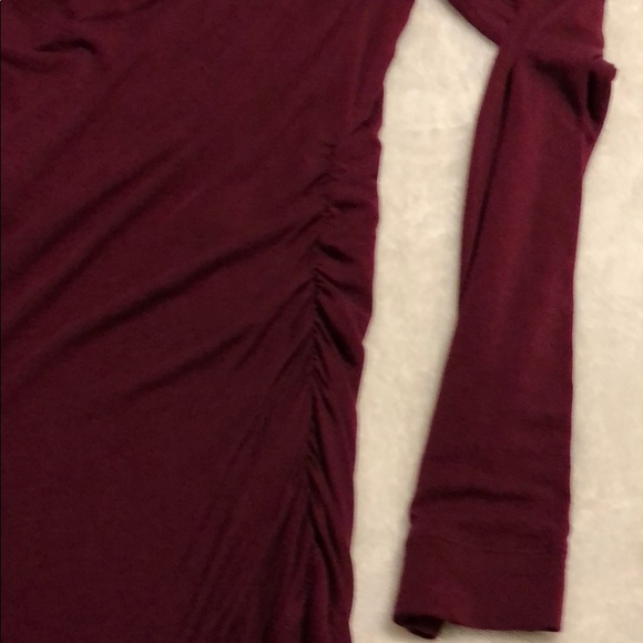 CAbi long sleeve side-ruched top. Medium. - Picture 4 of 5